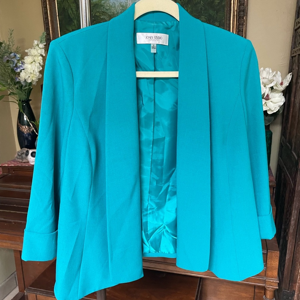 Jones Studio Vibrant Blue Blazer